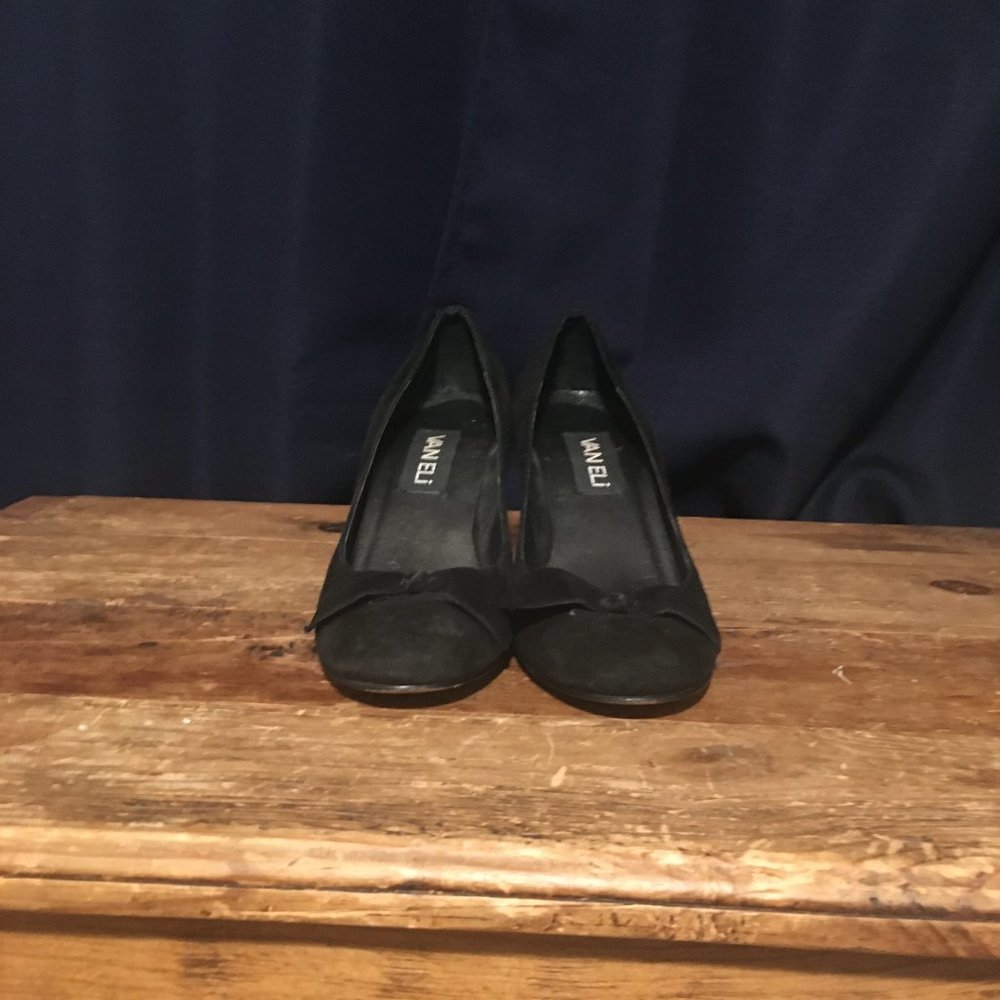 Black heels